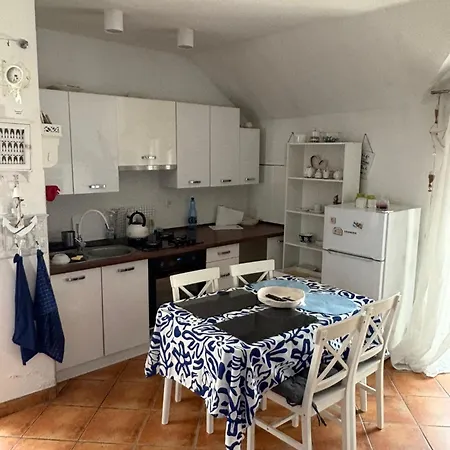 Apartman Nad Jeziorem W Charzykowach *