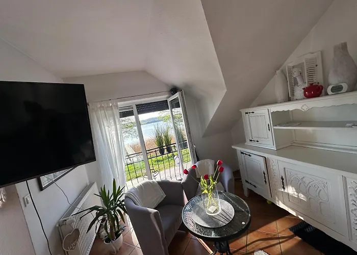 Nad Jeziorem W Charzykowach * Charzykowy