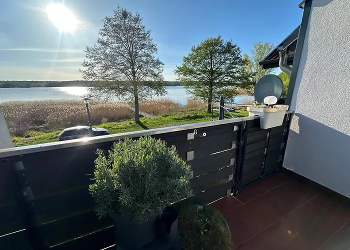 Nad Jeziorem W Charzykowach * Charzykowy